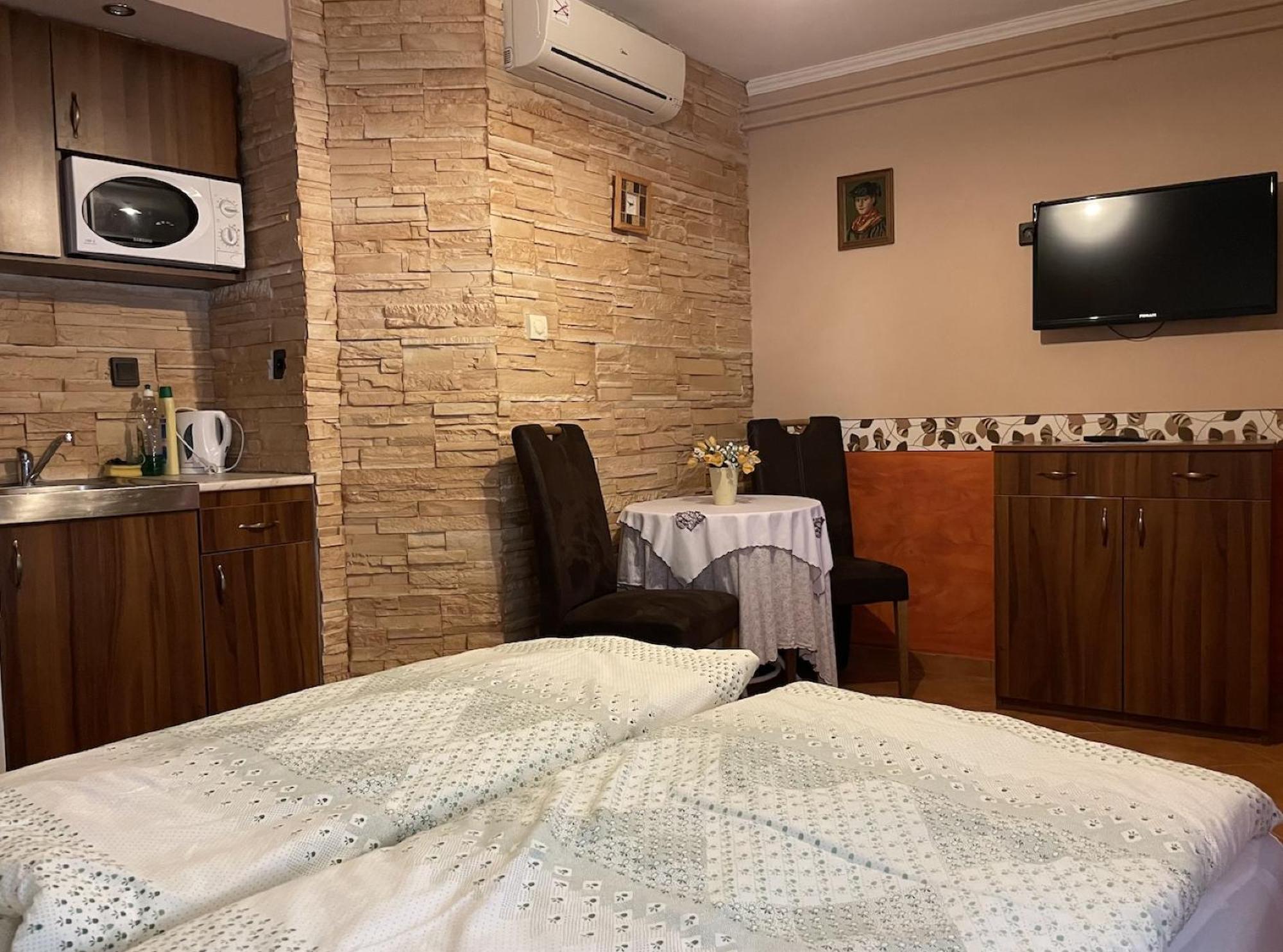 Rozmann Family Panzio & Apartmanhaz Sárvár Eksteriør billede