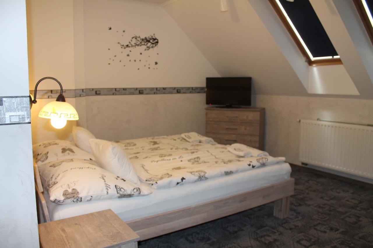 Rozmann Family Panzio & Apartmanhaz Sárvár Eksteriør billede