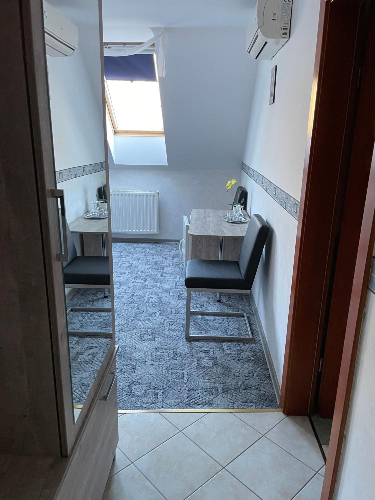 Rozmann Family Panzio & Apartmanhaz Sárvár Eksteriør billede